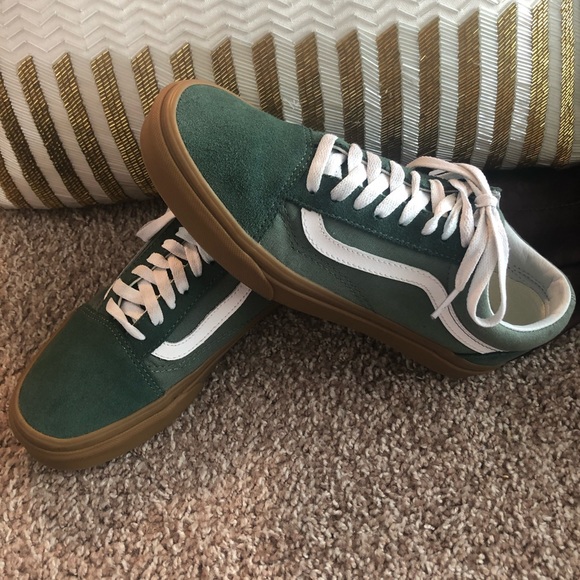 white vans gum bottom